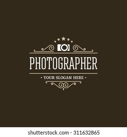 Photographer logo retro style. Vector design template.