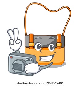 Photographer menesseger bag color on a cartoon