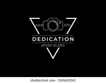 Photography Logo Design Template. Minimalist Vector Badge. Photo Studio