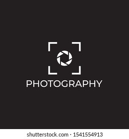 Photography Logo Design Vector Template. Minimalist, Simple, Modern, Camera, Lens, Focus.