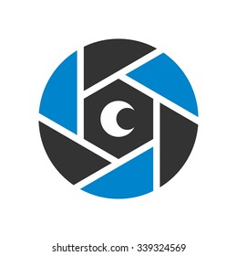 photography symbol with eye symbol. logo vector.