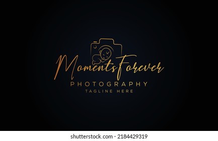 Photography Typography Signature Logo of the photographer. camera shutter. The abstract symbol for a Photo Studio in a simple minimalistic style. Vector logo template for a wedding photographer