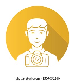 Photojournalist yellow flat design long shadow glyph icon. Photographer, paparazzi. Making snapshot. Professional media reporter. Journalist taking picture. Vector silhouette illustration
