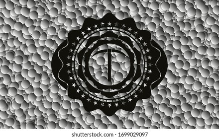 icono pickaxe dentro del emblema oscuro con fondo de burbujas grises. Retro. Ilustración vectorial. Detallado.