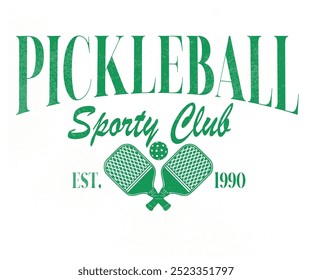 Diseño de camiseta de Vector de club de Pickleball. Diseño de impresión gráfica de la liga de tenis de América. Liga universitaria de tenis. Antiguas ilustraciones para ropa deportiva. Logotipo del deporte. Torneo de raquetas de letras universitarias.