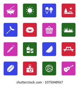 Picnic Icons. White Flat Design In Square. Vector Illustration. 