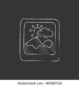 Picture. Drawn in chalk icon.
