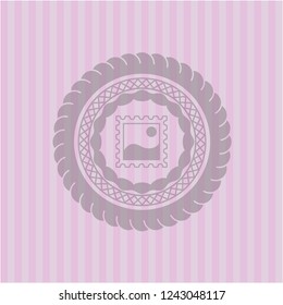 picture icon inside badge with pink background