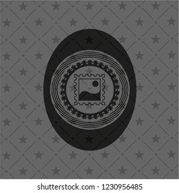 picture icon inside black badge