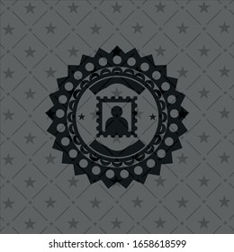 icono de imagen dentro del emblema oscuro