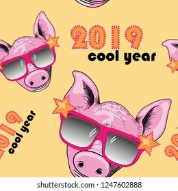 Pig with cool sunglasses seamless pattern.  Cool year 2019. Vector illustration of cool pig with sunglasses on yellow background