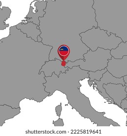 Mapa con la bandera de Liechtenstein en el mapa del mundo. Ilustración vectorial.
