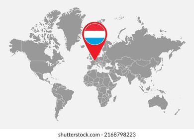 Mapa con la bandera de Luxemburgo en el mapa del mundo. Ilustración vectorial.