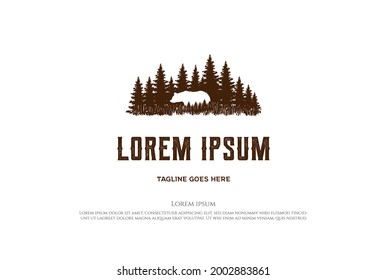 Pine Cedar Conifer Coniferiferon Evergreen Larch Cypress Hemlock Tress Forest with Ice Polar Grizzly Bear for Camp Outdoor Adventure Logo Design Vektor