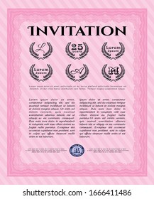 Plantilla de invitación de época rosa. Ilustración vectorial. Con un patrón de guilloche de gran calidad. Diseño cordial. 