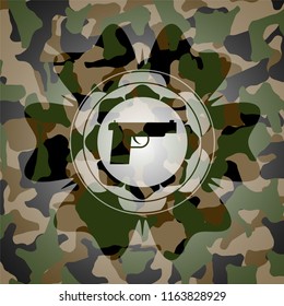 pistol icon on camo pattern