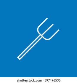 Pitchfork line icon.