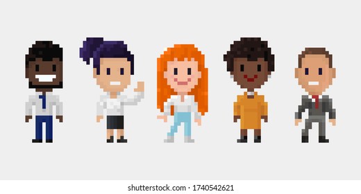 Grupo de personajes de arte de Pixel aislados en fondo blanco.