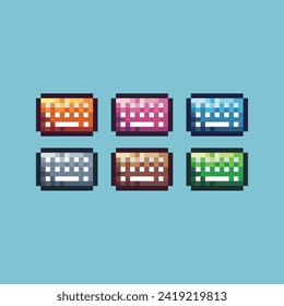 La ilustración de píxeles establece un icono de color de variación de teclado. Icono de teclado en estilo pixelado. 8 bits perfectos para activos de juego o elementos de activos de diseño para su diseño de juego. Elemento de icono de píxel simple.