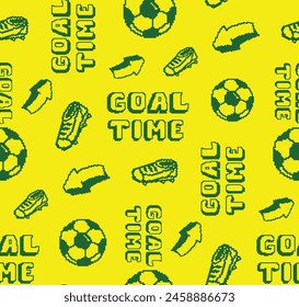 Patrón sin fisuras de la bola de fútbol del pixel con el texto Tiempo del gol. Adorno de fútbol. Pixel repetir impresión con bolas, zapatos de fútbol, flecha. Estampado de fútbol de 8 bits en colores verde y amarillo