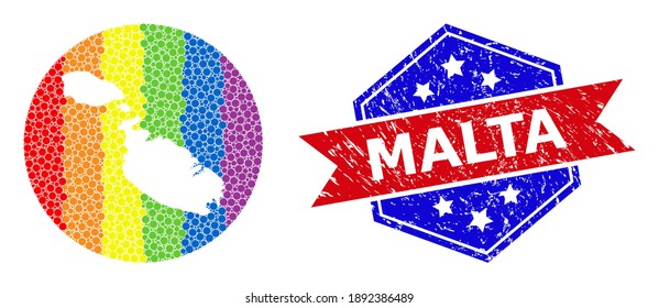 Mapa del espectro de píxeles del mosaico de Malta creado con círculo y esténcil, y placa texturada. Píxeles de color del espectro LGBTQ alrededor del mapa vacío de Malta. El sello de marca bicolor utiliza colores rojo y azul.