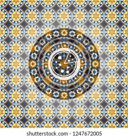 pizza icon inside arabic emblem background. Arabesque decoration.