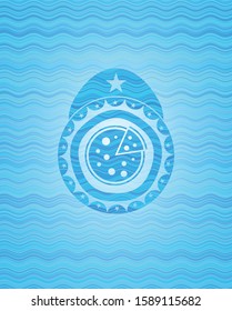 pizza icon inside light blue water wave badge.