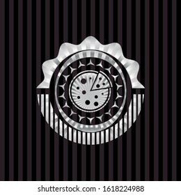 pizza icon inside silver badge