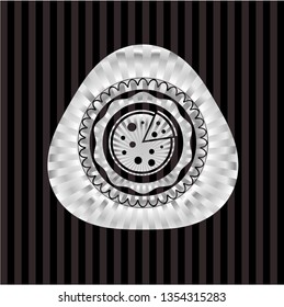 pizza icon inside silver emblem