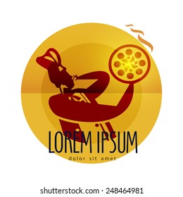 Pizza logo design template. restaurant or pizzeria icon.