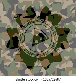 pizza slice icon on camouflage texture