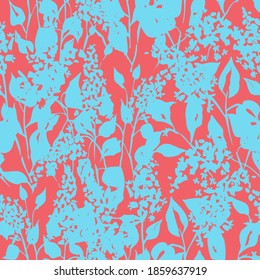 Plain floral drawing. Silhouettes of blooming lilac flowers in vintage style. Elegant seamless botanical pattern made of spring flowers. Nature ornament for textile, fabric, wallpaper, surface design.