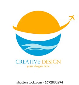 Utilización vectorial del logotipo de viaje planetario. Plantilla del logotipo vectorial de la agencia de viajes. Iconos del avión