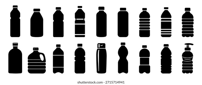 Iconos de botella de plástico en estilo plano blanco y negro. Colección de varios recipientes de bebidas. Aislado sobre fondo transparente.