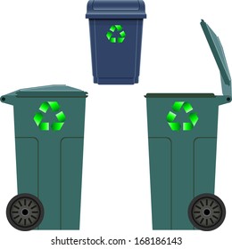 Plastic trash can