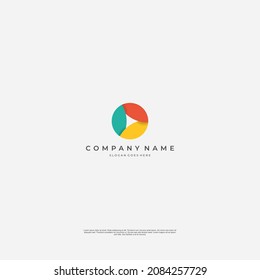 juego de diseño de logotipo de botón de reproducción para negocios de cine con botón de juego triangular combinado con el logotipo cuadrado de círculo vector con diseño de logotipo elegante y minimalista 