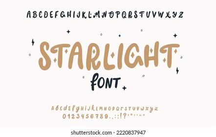 Playful Typeface abc con una decoración minimalista de estrellas mágicas. Cartas pintadas a mano alegres y extravagantes.