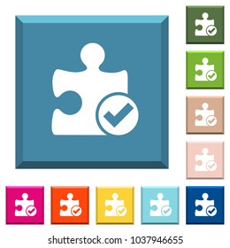 Plugin ok white icons on edged square buttons in various trendy colors