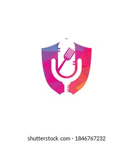 Podcast de forma de escudo de comida concepto logo diseño de icono vector. Podcast de comida para señal, mascota u otro.