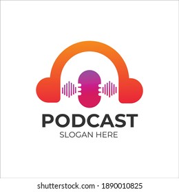 plantilla de diseño de logotipo de degradado de podcast