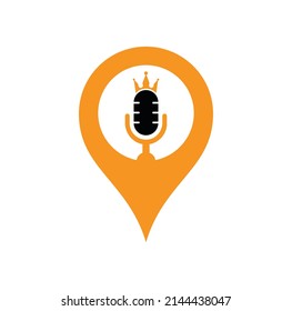 Podcast King und GPS formen Vektorlogo-Design. Design des King Music Logos