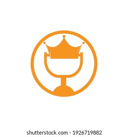 Diseño del logotipo del vector del vector king de podcast. Diseño del logo musical King.