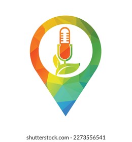 Diseño del logotipo del vector de ecología de la naturaleza de la hoja de podcast. Logo del programa de entrevistas con micrófono y hojas.