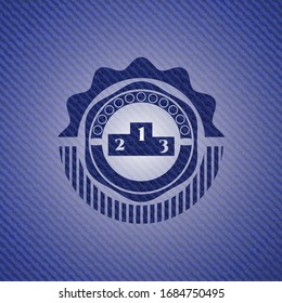 icono del podio en el interior del emblema con fondo de jean