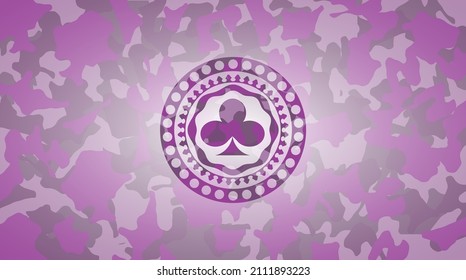 poker clover icon on pink camouflaged texture. 