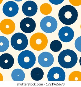 Polka dot paint brush seamless pattern. Freehand grunge design background. Circle motif modern minimal ornament. Trendy handdrawn doodle geometric print. Artistic hand drawn abstract vector wallpaper