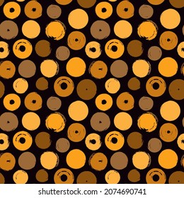 Polka Dot Pinsel nahtloses Muster. Freehand Grunge Design Hintergrund. Circle Motiv modern minimalistisch dekoriert. Trendy handgezeichnet doodle geometrische Druck. Künstlerisch gezeichnete abstrakte Vektorhintergrund