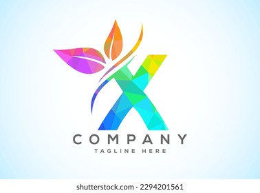 Alfabeto poligonal con dos hojas. El concepto de logotipo ecológico de bajo contenido de pólvora. Logotipo ecológico