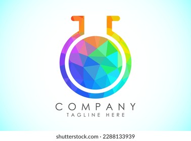Plantilla vectorial de diseño de logotipo de laboratorio poligonal, ilustración vectorial de la ciencia del logotipo de laboratorio de baja densidad 