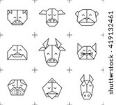 Polygonal seamless pattern with animal heads. Animals triangle background. Animal low poly pattern. Vector origami animal pattern. Seamless polygon farm animal pattern. 